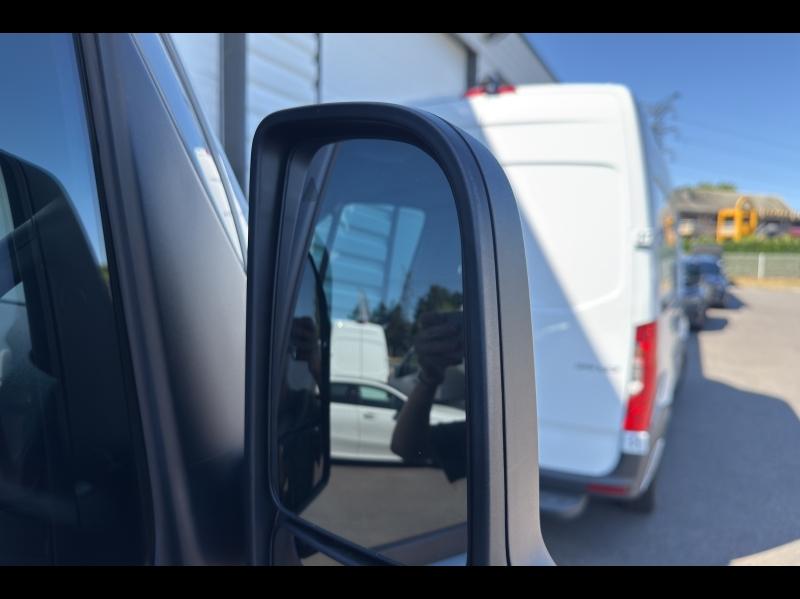 Image MERCEDES-BENZ Sprinter Fg 319 CDI 37 3T5 Select 4X4 5 places 9G-Tronic