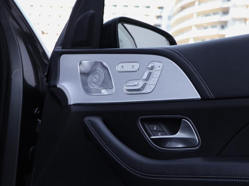 Image MERCEDES-BENZ GLS 400 d 330ch AMG Line 4Matic 9G-Tronic