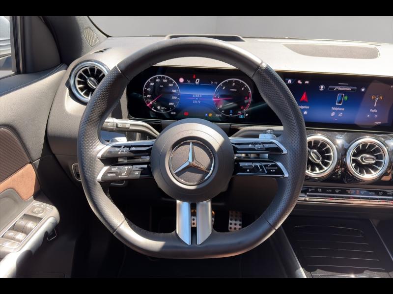 Image MERCEDES-BENZ GLA 200 d 150ch AMG Line 8G-DCT