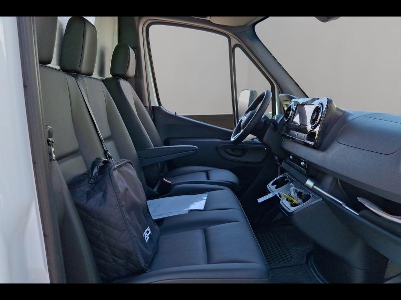 Image MERCEDES-BENZ Sprinter CCb 319 CDI 43 3T5 Pro 9G-Tronic