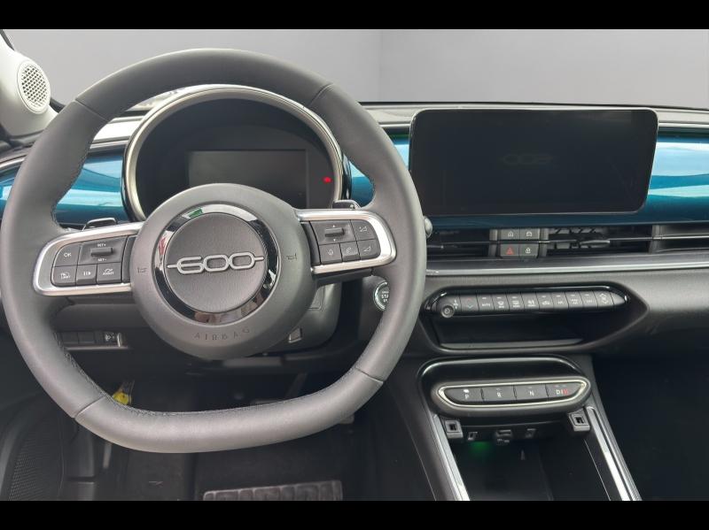 Image FIAT 600 1.2 Hybrid Turbo 145ch Pop eDCT6 Step 2