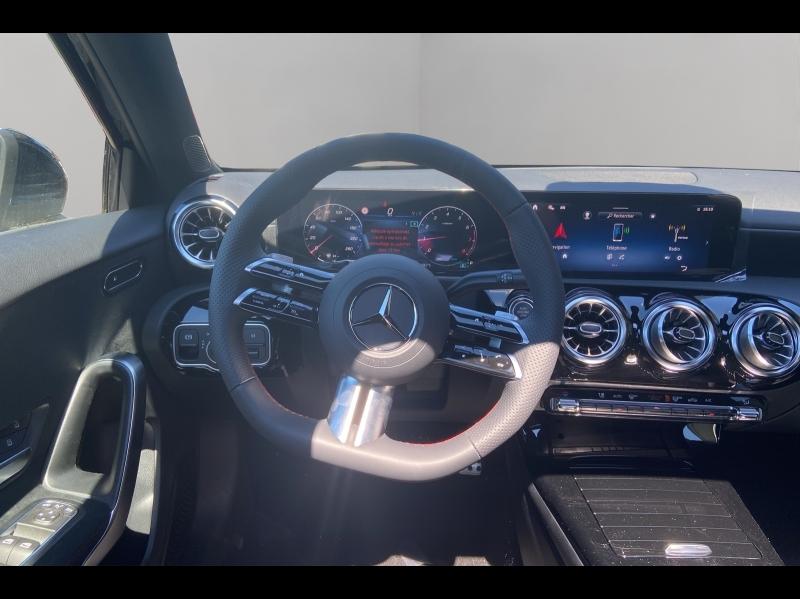 Image MERCEDES-BENZ Classe A 200 163ch Star Edition 7G-DCT