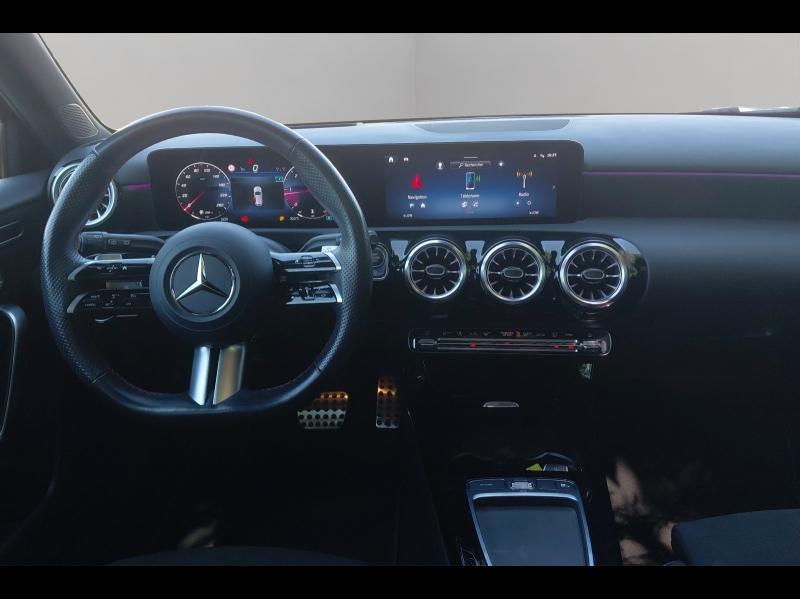 Image MERCEDES-BENZ Classe A 180d 116ch AMG Line 8G-DCT