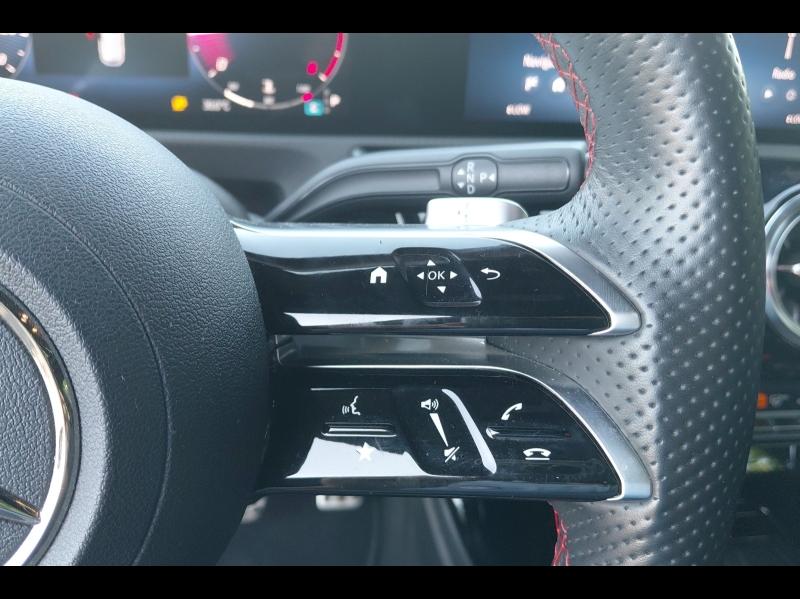 Image MERCEDES-BENZ Classe A 180d 116ch AMG Line 8G-DCT