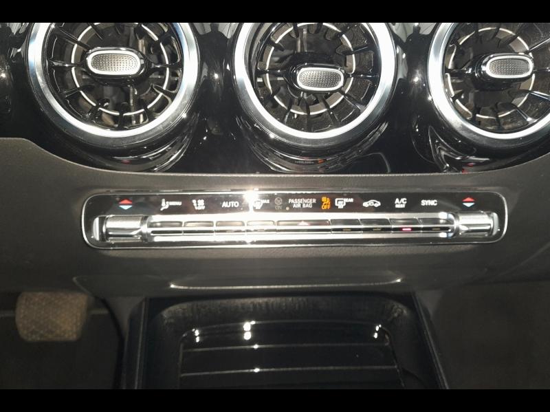 Image MERCEDES-BENZ GLA 200 d 150ch Progressive Line 8G-DCT