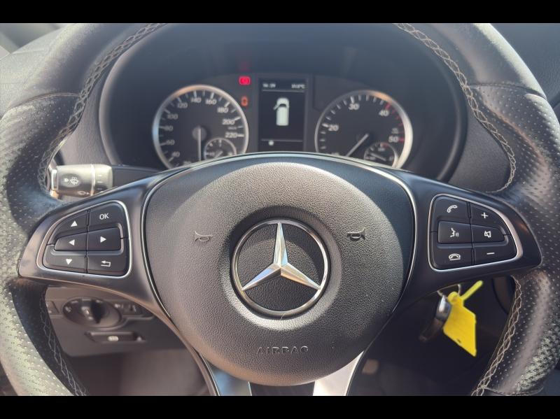 Image MERCEDES-BENZ Vito Fg 114 CDI Compact Select E6 Propulsion