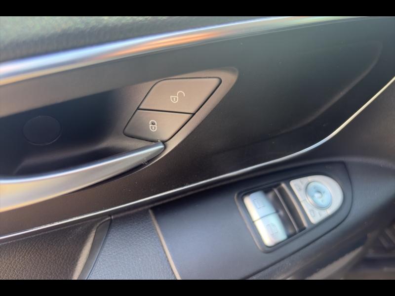 Image MERCEDES-BENZ Vito Fg 114 CDI Compact Select E6 Propulsion