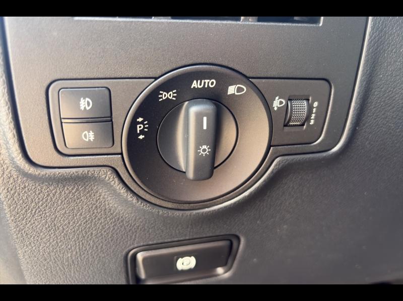 Image MERCEDES-BENZ Vito Fg 114 CDI Compact Select E6 Propulsion
