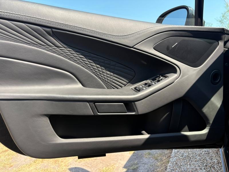 Image ASTON MARTIN Vanquish V12 5.9 570ch Touchtronic III