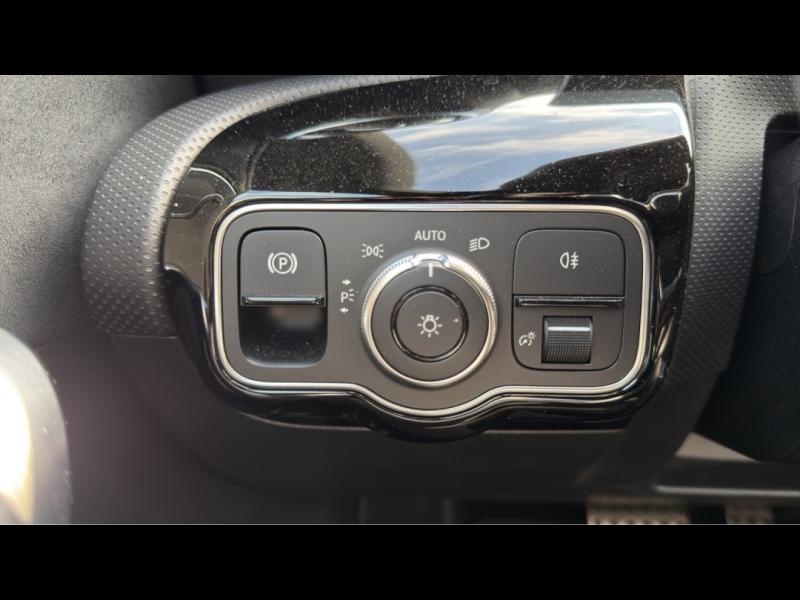 Image MERCEDES-BENZ Classe A 200 d 150ch AMG Line 8G-DCT