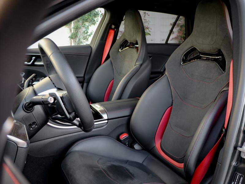 Image MERCEDES-BENZ Classe C Break 43 AMG 421ch 4Matic Speedshift MCT AMG