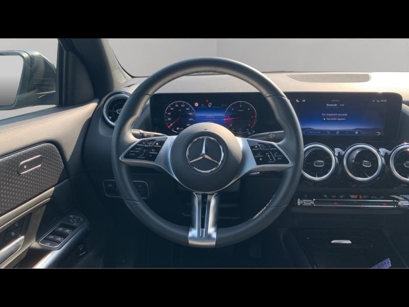 Image MERCEDES-BENZ GLA 200 d 150ch Progressive Line 8G-DCT