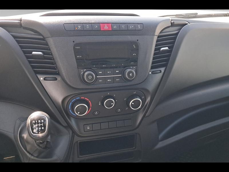 Image IVECO Daily CCb 35S16H empattement 4100 3.0