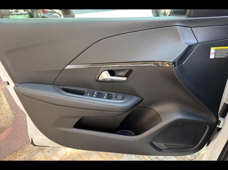 Image PEUGEOT 208 1.2 Hybrid 110ch Allure e-DCS6