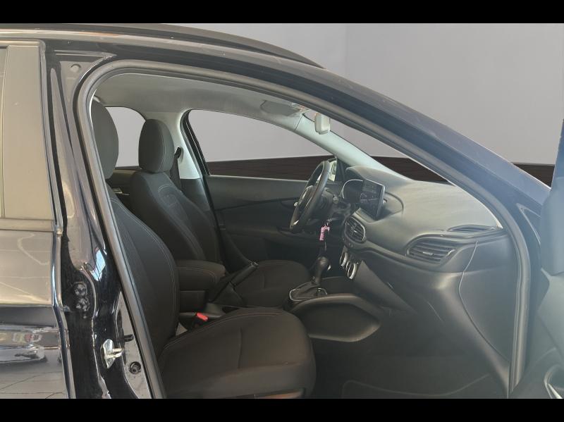 Image FIAT Tipo Cross SW 1.5 FireFly Turbo 130ch S/S Plus Hybrid DCT7 MY22