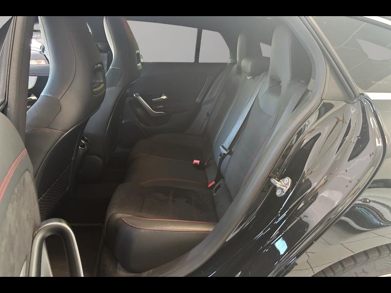 Image MERCEDES-BENZ CLA Shooting Brake 180 d 2.0 116ch AMG Line
