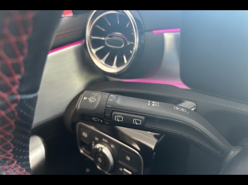 Image MERCEDES-BENZ CLA Shooting Brake 180 d 2.0 116ch AMG Line