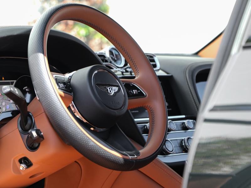 Image BENTLEY Bentayga 4.0 V8 550ch
