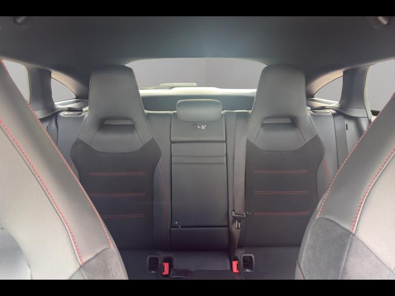 Image MERCEDES-BENZ CLA Shooting Brake 200 d 150ch AMG Line 8G-DCT