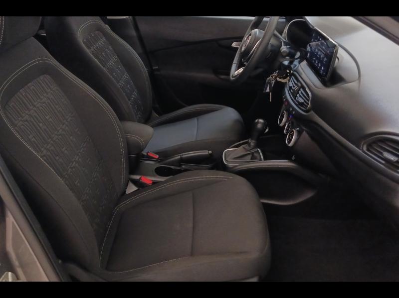 Image FIAT Tipo Cross SW 1.5 FireFly Turbo 130ch S/S (RED) Hybrid DCT7 MY22