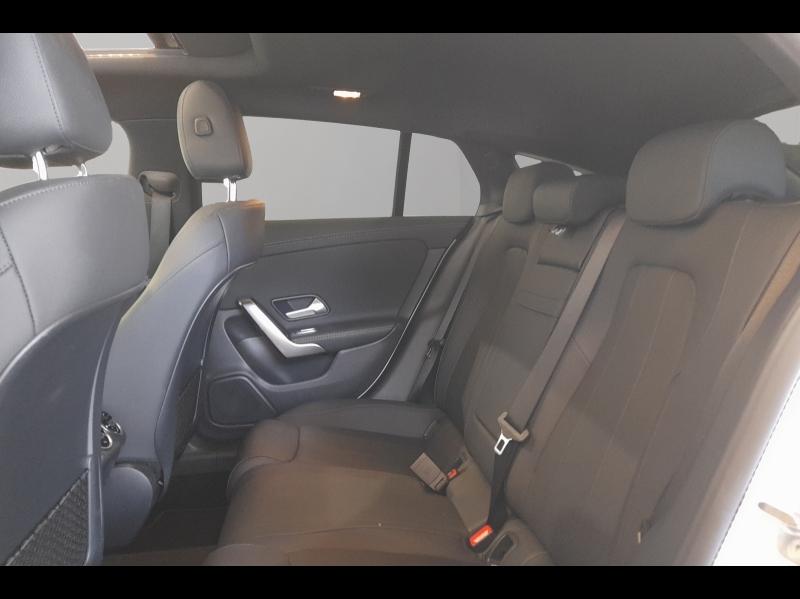 Image MERCEDES-BENZ CLA Shooting Brake 200 d 150ch Progressive Line 8G-DCT