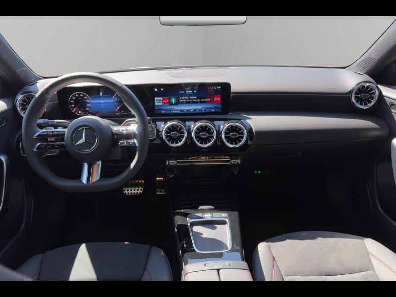 Image MERCEDES-BENZ Classe A 200 163ch Star Edition 7G-DCT