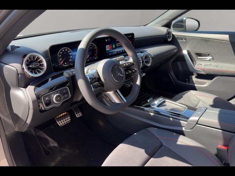 Image MERCEDES-BENZ Classe A 200 163ch Star Edition 7G-DCT