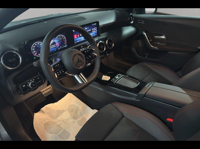 Image MERCEDES-BENZ Classe A 180 136ch Star Edition 7G-DCT