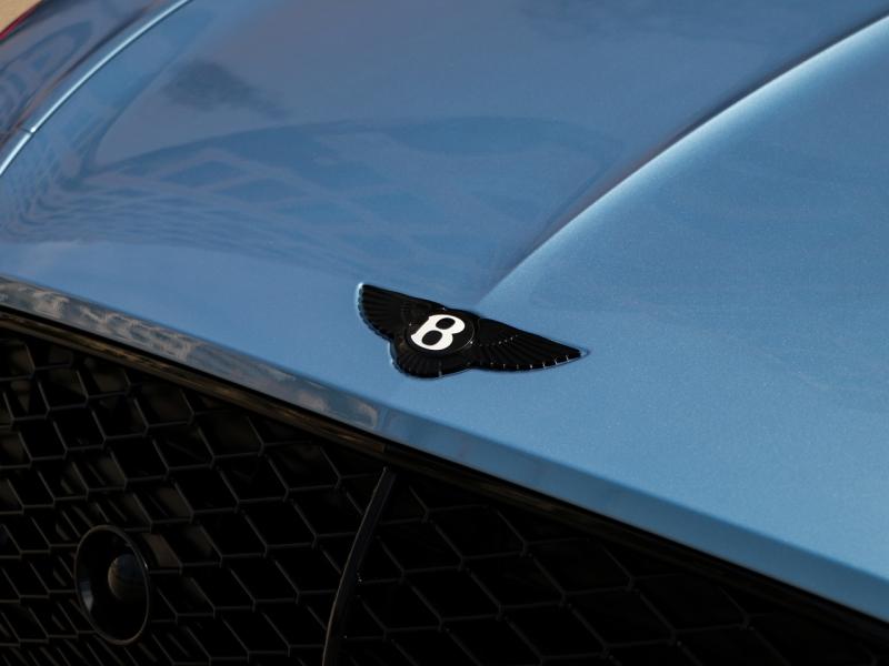 Image BENTLEY CONTINENTAL GT V8 Hybrid 4.0 680ch