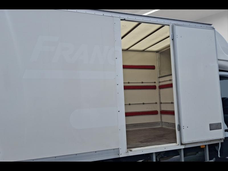 Image IVECO Daily CCb 35C16H empattement 4100 3.0 CAISSE HAYON PORTE LATERALE