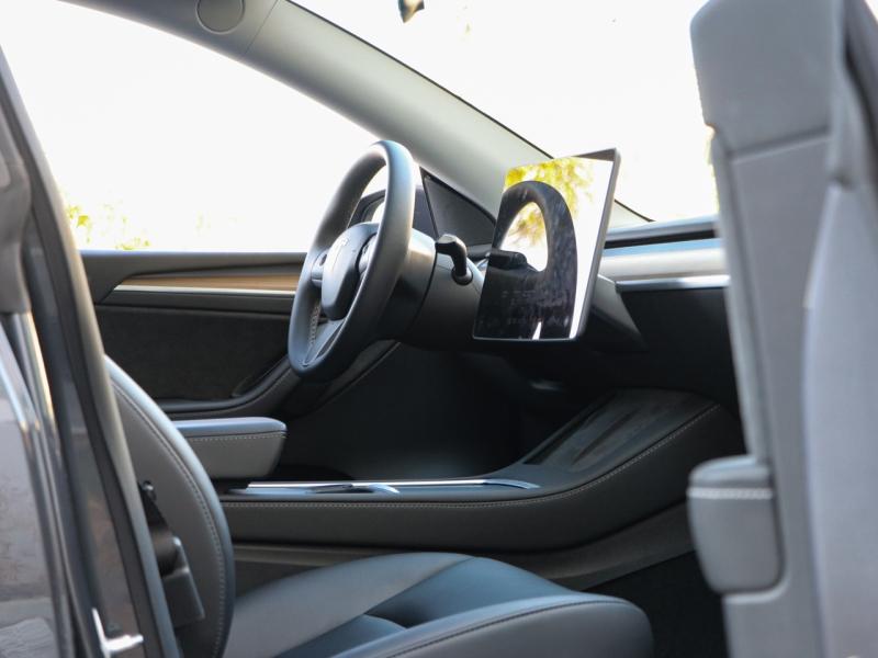 Image TESLA Model Y Long Range AWD