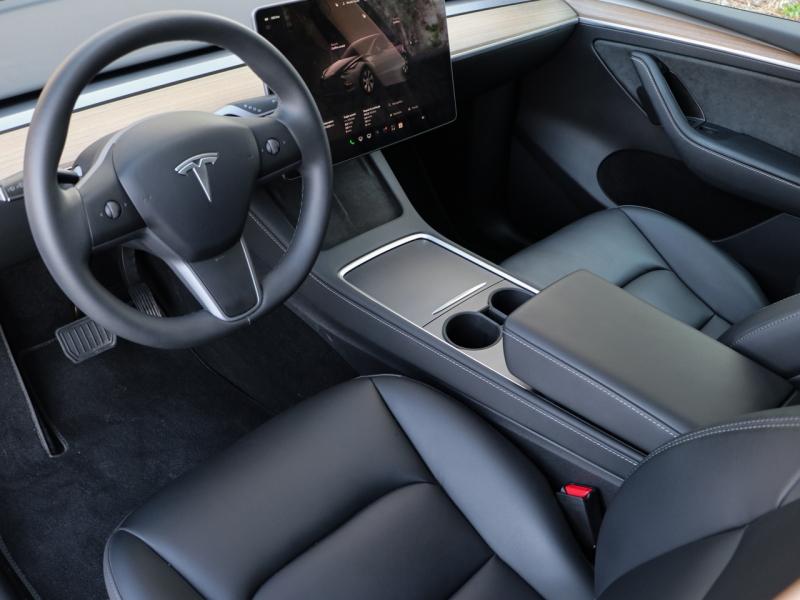 Image TESLA Model Y Long Range AWD