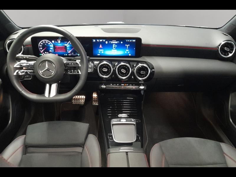 Image MERCEDES-BENZ Classe A 180 136ch Star Edition 7G-DCT