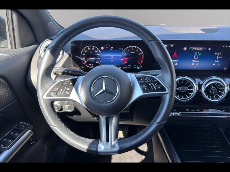 Image MERCEDES-BENZ GLA 200 163ch Progressive Line 7G-DCT