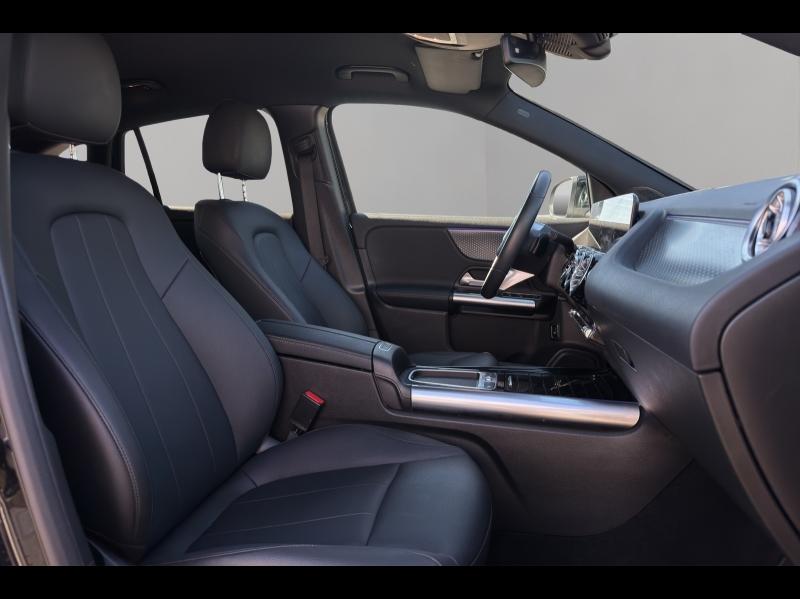 Image MERCEDES-BENZ GLA 200 163ch Progressive Line 7G-DCT