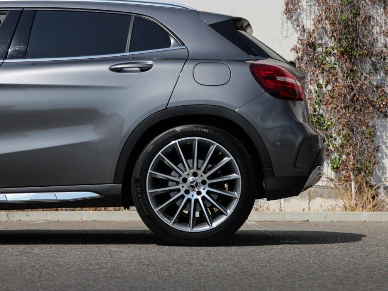 Image MERCEDES-BENZ GLA 250 211ch Fascination 4Matic 7G-DCT Euro6d-T