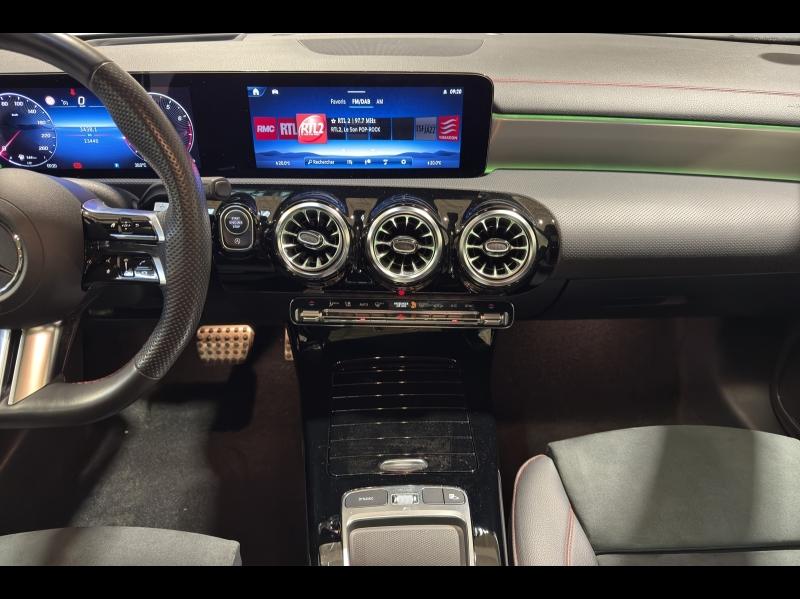 Image MERCEDES-BENZ CLA 200 163ch AMG Line 7G-DCT