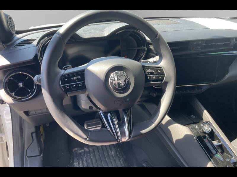 Image ALFA ROMEO Junior 1.2 Ibrida 136ch DCT6