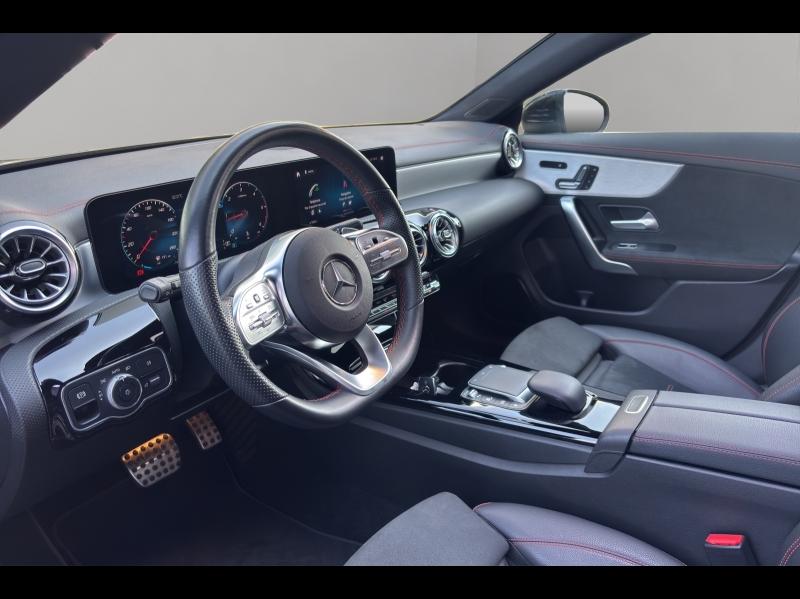 Image MERCEDES-BENZ CLA Shooting Brake 200 d 150ch AMG Line 8G-DCT 8cv
