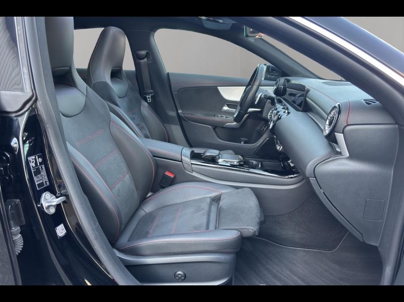 Image MERCEDES-BENZ CLA Shooting Brake 200 d 150ch AMG Line 8G-DCT 8cv