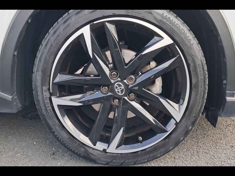 Image TOYOTA C-HR 184h GR-Sport 2WD E-CVT MY20