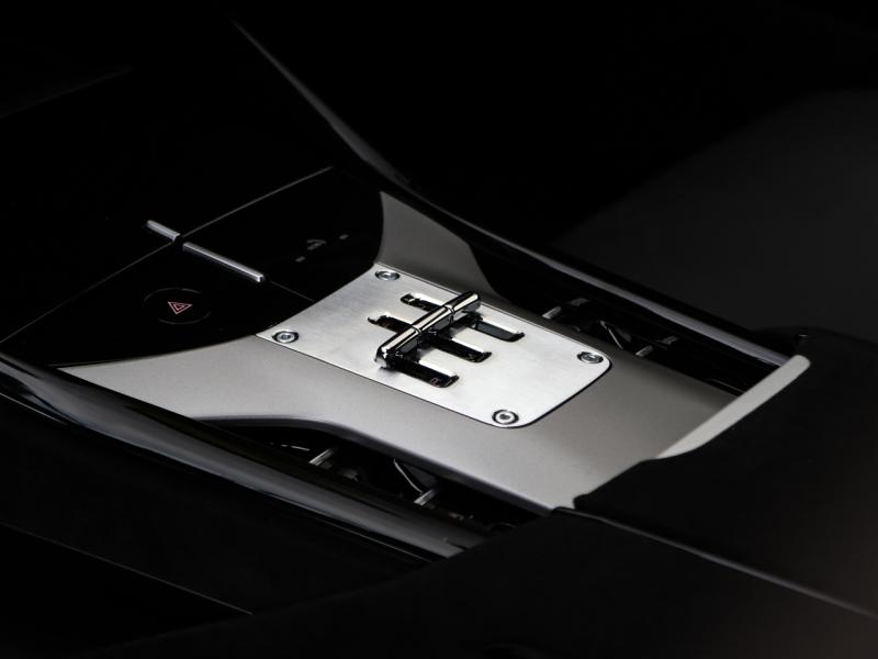 Image FERRARI PUROSANGUE V12