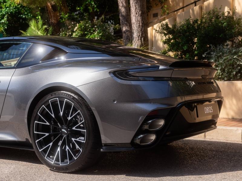 Image ASTON MARTIN DB12 S S