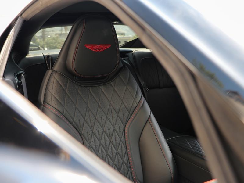 Image ASTON MARTIN Db 12 Coupé