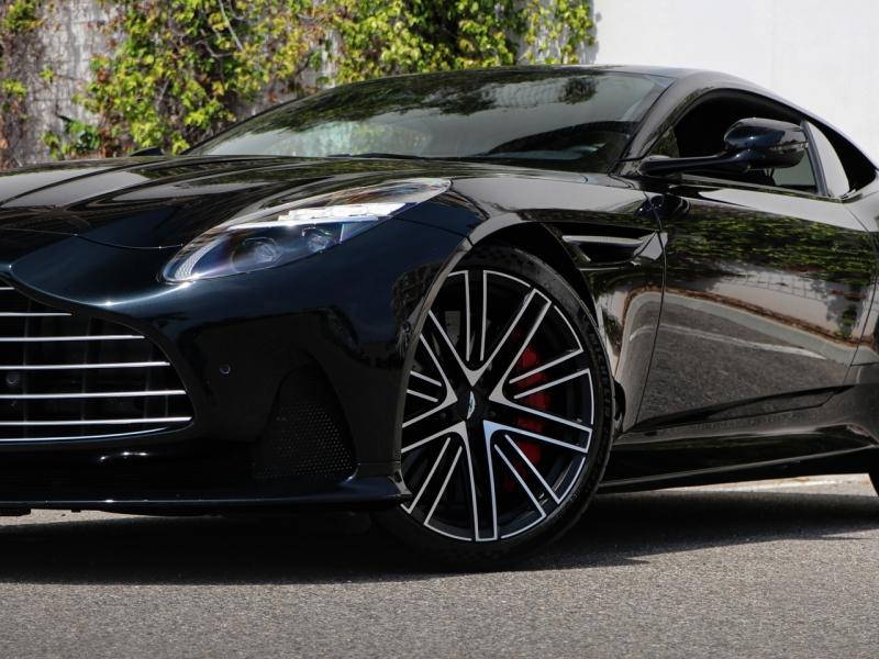 Image ASTON MARTIN Db 12 Coupé