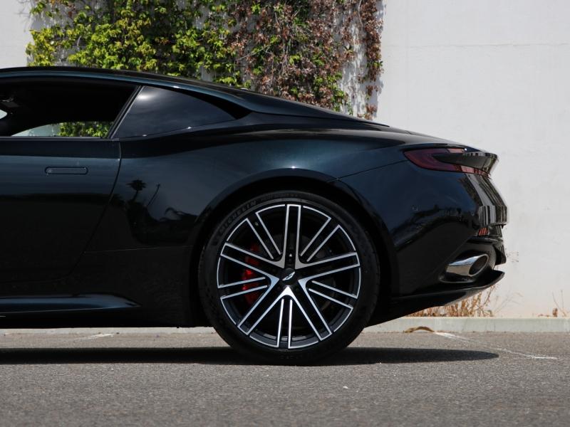 Image ASTON MARTIN DB12 V8 4.0 680ch BVA8