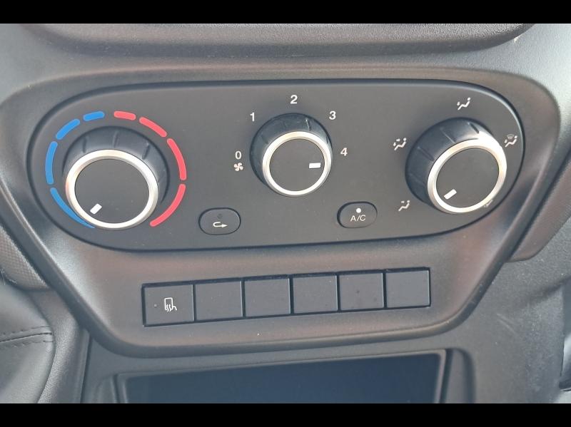 Image IVECO Daily CCb Iveco Daily CCb 35-160H / 3.0 160CH / CAISSE & HAYON / 35C16 / 2024 /