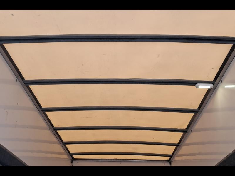 Image IVECO Daily CCb Iveco Daily CCb 35-160H / 3.0 160CH / CAISSE & HAYON / 35C16 / 2024 /