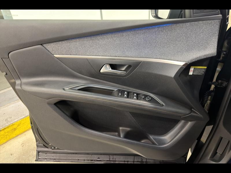Image PEUGEOT 3008 HYBRID 225ch Roadtrip e-EAT8
