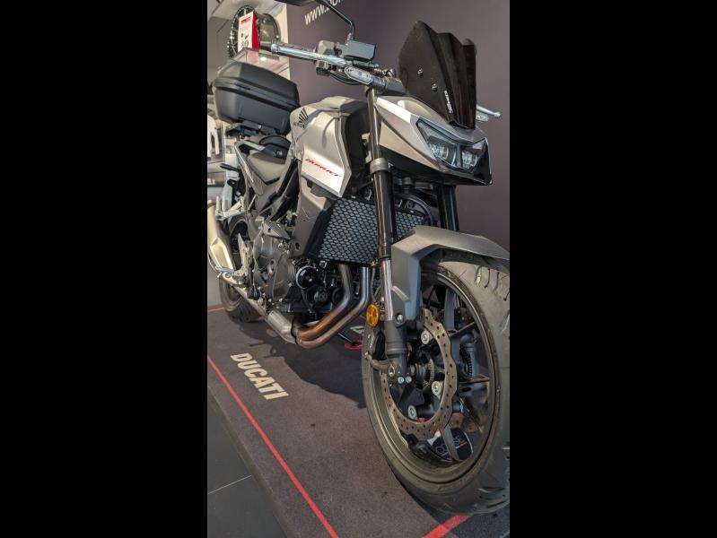 Image HONDA Cb 750 HORNET
